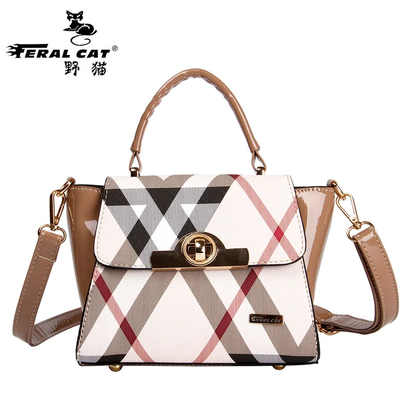 Women Handbags Fashion handbags Classic striped bag Female Bag Famous brand handbags messenger bag
Women Handbags Fashion handbags Classic striped bag Female Bag Famous brand handbags messenger bag