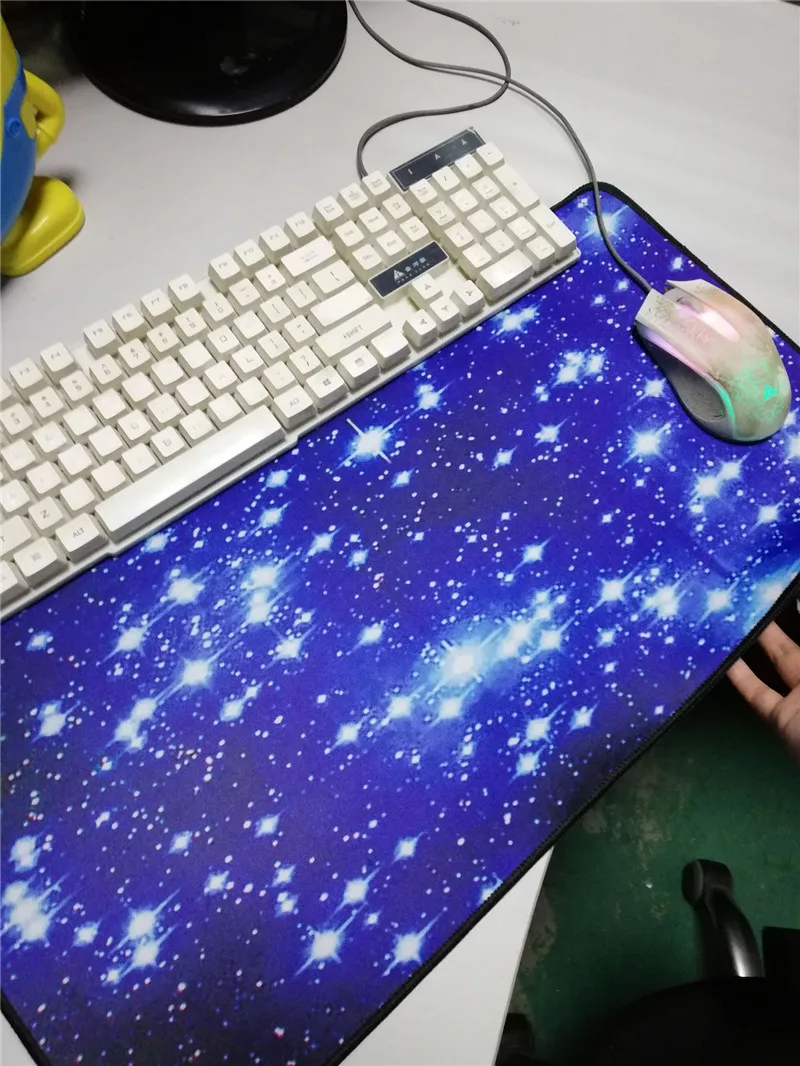 Large Mouse Mat Computer Laptop Keyboard Pad Gaming Mouse Pad Locking EdgePC for Apple MackBook CS GO Dota 2 Lol Desk Mat
Large Mouse Mat Computer Laptop Keyboard Pad Gaming Mouse Pad Locking EdgePC for Apple MackBook CS GO Dota 2 Lol Desk Mat