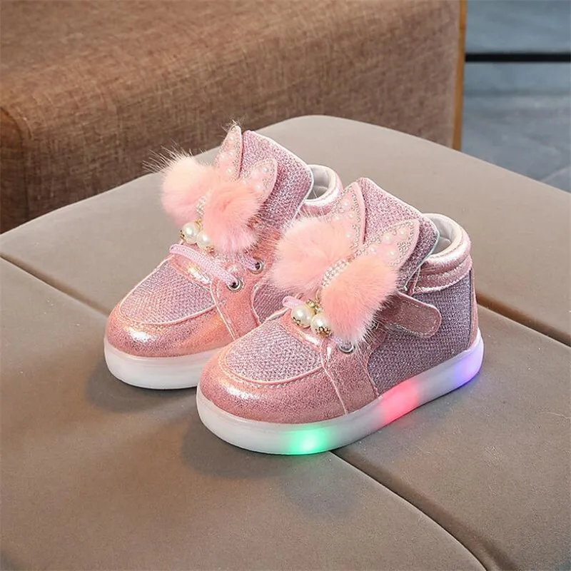 2019 New Children's shoes LED lights children's lightweight shoes Girls color rhinestones shoes cartoon Hello Kitty Baby shoes
2019 New Children's shoes LED lights children's lightweight shoes Girls color rhinestones shoes cartoon Hello Kitty Baby shoes