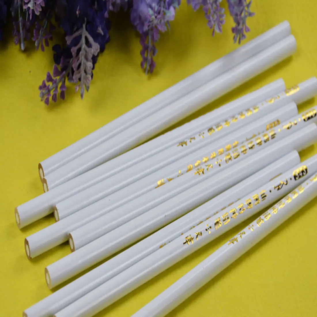 HOT 1 Piece Diomnds Crystlal Beads Picker Nair Art Dotting Wax Pencil White Nail Panting Tool Dotting Pen
HOT 1 Piece Diomnds Crystlal Beads Picker Nair Art Dotting Wax Pencil White Nail Panting Tool Dotting Pen