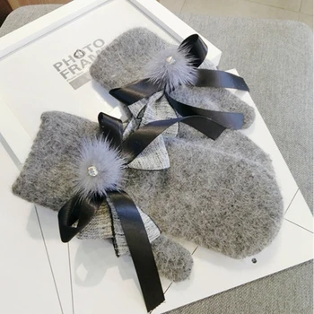 Women winter gloves Soft Wool Rabbit hair Fashion Gloves For Women Lovely bowknot Warm Grey Gloves Outdoor Christmas Gift
Women winter gloves Soft Wool Rabbit hair Fashion Gloves For Women Lovely bowknot Warm Grey Gloves Outdoor Christmas Gift