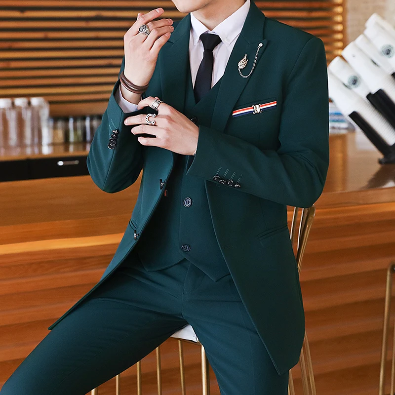 2018 new suit men three pieces of Korean version of the South Korean version of the dress of handsome young suit young suit dres
2018 new suit men three pieces of Korean version of the South Korean version of the dress of handsome young suit young suit dres