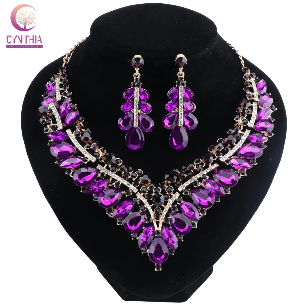 Fashion Women Wedding Necklaces Sets Gold Color Collar Rhinestone Crystal Choker Leaves Shape Necklaces & Earrings Jewelry Sets
Fashion Women Wedding Necklaces Sets Gold Color Collar Rhinestone Crystal Choker Leaves Shape Necklaces & Earrings Jewelry Sets