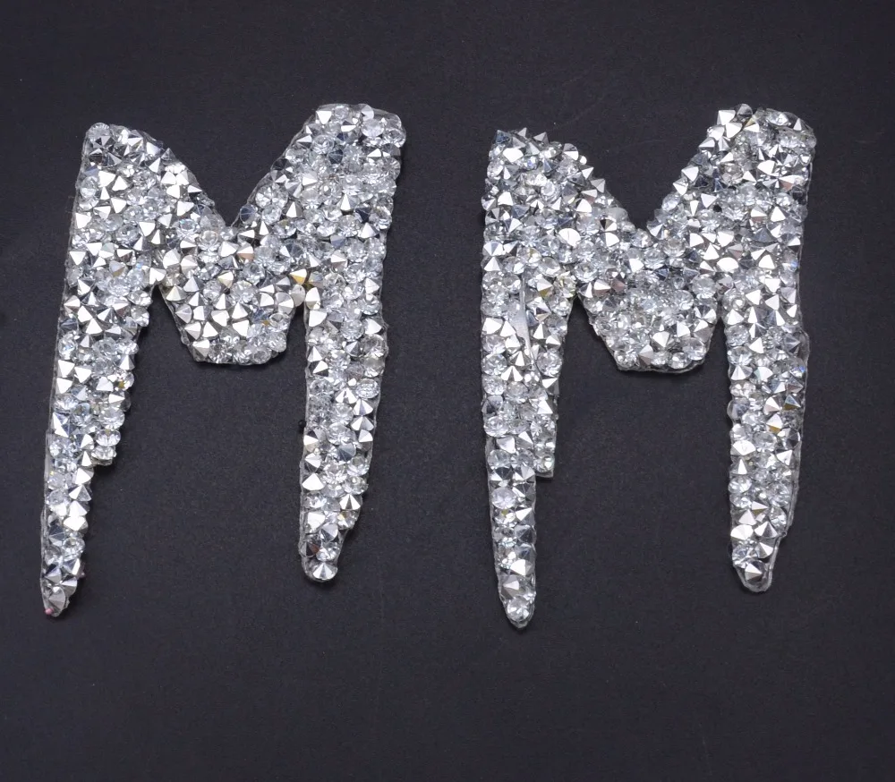 25pcs/Lot Crystal Letter Shape Iron On Rhinestone Motif Applique Beaded Strass Trimming Hotfix For Garment/Shoes/Bag Accessories
25pcs/Lot Crystal Letter Shape Iron On Rhinestone Motif Applique Beaded Strass Trimming Hotfix For Garment/Shoes/Bag Accessories