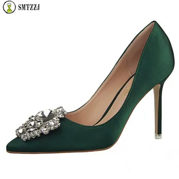 Luxury New Fashion high heels women Elegant Wedding Party pumps thin heel classic Rhinestone Satin Silk Crystal ladies Shoes
Luxury New Fashion high heels women Elegant Wedding Party pumps thin heel classic Rhinestone Satin Silk Crystal ladies Shoes