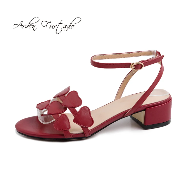 2019 summer chunky heels heart shaped lower heels 5cm genuine leather red sandals size 40 ankle strap women's shoes ladies new
2019 summer chunky heels heart shaped lower heels 5cm genuine leather red sandals size 40 ankle strap women's shoes ladies new