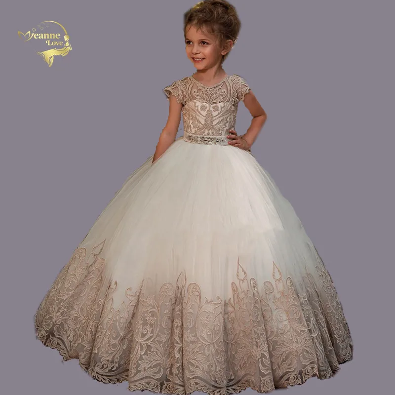 Cap Sleeves Lace Embroidery Champagne Ball Gowns Princess First Holy Communion Dresses Little Kids Bride Dress Graduation Dress
Cap Sleeves Lace Embroidery Champagne Ball Gowns Princess First Holy Communion Dresses Little Kids Bride Dress Graduation Dress