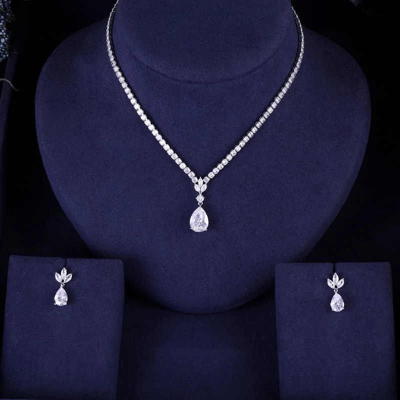New design luxury AAA zircon water drop shape necklace pendant Set for women,high quality party/jewelry wedding
New design luxury AAA zircon water drop shape necklace pendant Set for women,high quality party/jewelry wedding