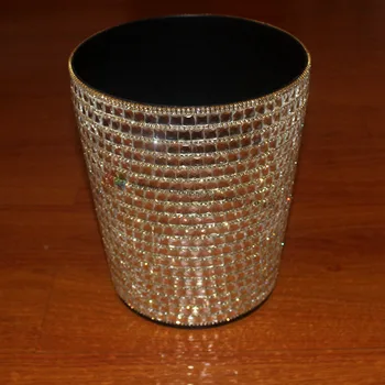 Bling Round Crystal Rhinestone Waste Bins Paper Basket Office Trash Bin Table Dustbin Dining Room Kitchen Storage Container Can
Bling Round Crystal Rhinestone Waste Bins Paper Basket Office Trash Bin Table Dustbin Dining Room Kitchen Storage Container Can