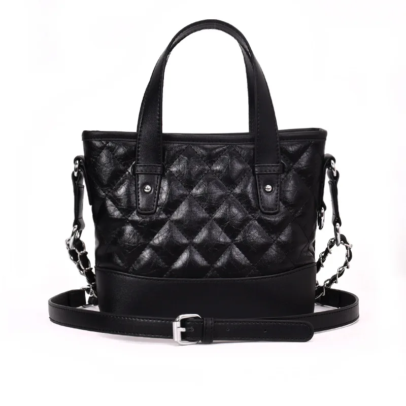 Black Bag Women 2019 New Fashion Design Handbags PU leather Chain Large Capacity Ladies Shoulder Crossbody Zipper Quilted Bag
Black Bag Women 2019 New Fashion Design Handbags PU leather Chain Large Capacity Ladies Shoulder Crossbody Zipper Quilted Bag