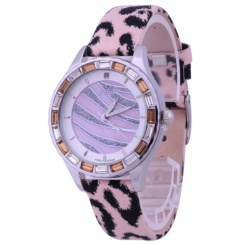 Top Lady Woman Watch Japan Quartz Elegant Hours Zebra Leopard Print Fashion Hours Clock Dress Bracelet Leather Girl Gift Box
Top Lady Woman Watch Japan Quartz Elegant Hours Zebra Leopard Print Fashion Hours Clock Dress Bracelet Leather Girl Gift Box