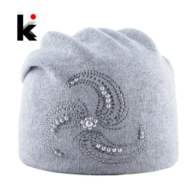 ladies knitted beanie hats
