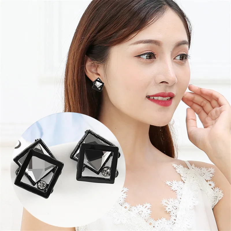 High Grade Rhinestone Black Color geometry Square Shaped Stud Earrings For Women Simple style Ear Jewelry Birthday Gifts
High Grade Rhinestone Black Color geometry Square Shaped Stud Earrings For Women Simple style Ear Jewelry Birthday Gifts