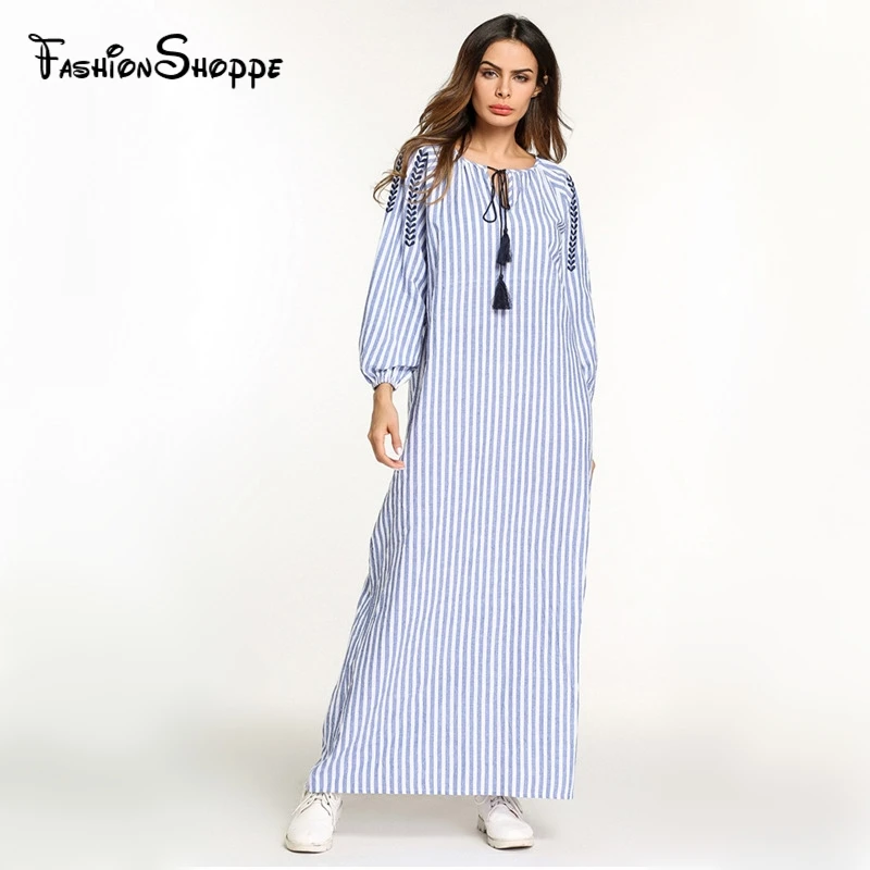 New 2018 women dress Muslim long sleeves loose size embroidered stripes muslim women abaya #D509
New 2018 women dress Muslim long sleeves loose size embroidered stripes muslim women abaya #D509