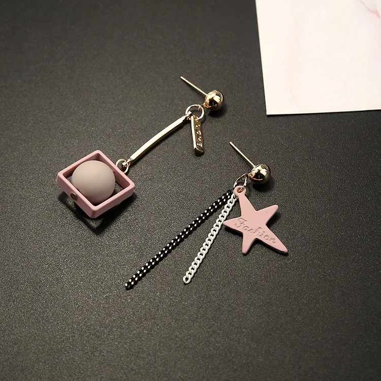 MIARA.L instagram chic child-free irregular style fashion trendy personality earring exaggerate whirlpool gear for women 
MIARA.L instagram chic child-free irregular style fashion trendy personality earring exaggerate whirlpool gear for women