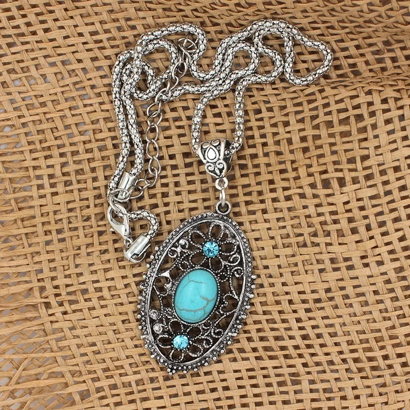 Bohemia Hollow Flowers Turquoises Gem stone Pendant Clavicle Long Chain Women Necklace
Bohemia Hollow Flowers Turquoises Gem stone Pendant Clavicle Long Chain Women Necklace