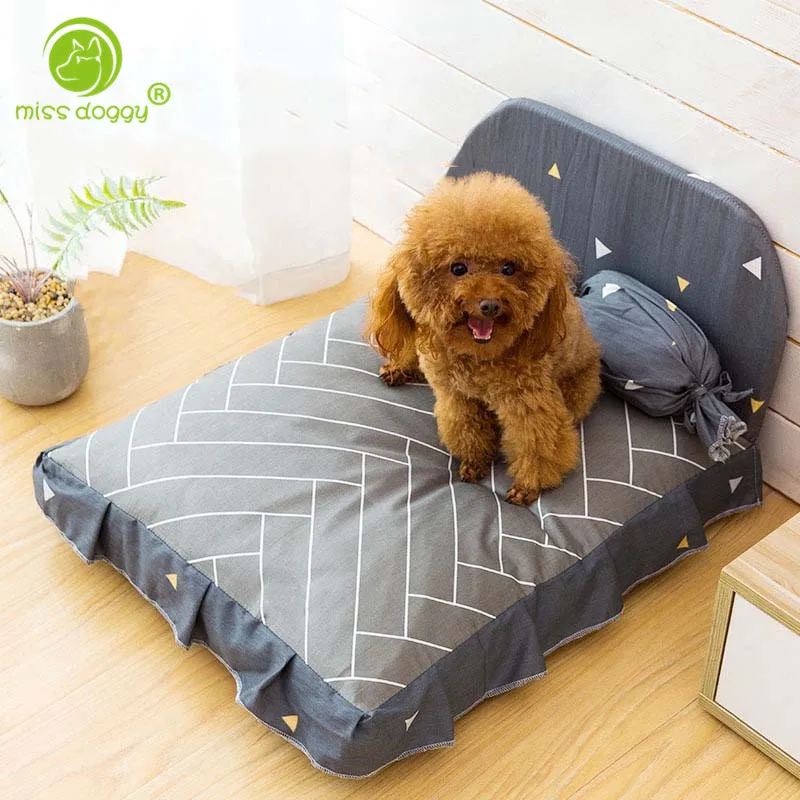 Luxury Pet Dog Sofa House Kennels Fleece Warm Soft Sleeping Puppy Dog Cat House Supplies Durable Pet Dog Nest Houses (S-L) 10A
Luxury Pet Dog Sofa House Kennels Fleece Warm Soft Sleeping Puppy Dog Cat House Supplies Durable Pet Dog Nest Houses (S-L) 10A