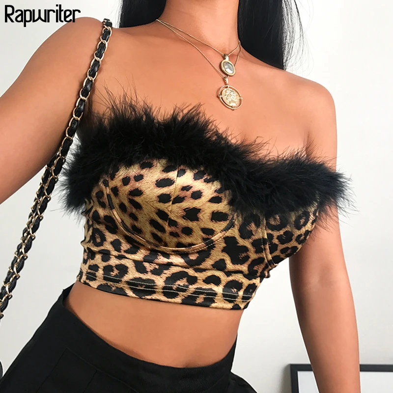 Rapwriter Sexy Off Shoulder Fur Patchwork Backless Leopard Cropped Tops 2019 Spring Summer Streetwear Bralet Bustier Tanks Tops
Rapwriter Sexy Off Shoulder Fur Patchwork Backless Leopard Cropped Tops 2019 Spring Summer Streetwear Bralet Bustier Tanks Tops
