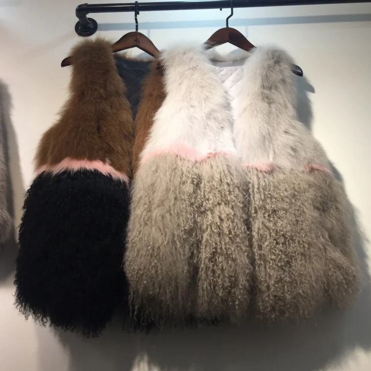 Rabbit Coat Top Fashion Sleeveless Vest Blends V-neck Warm Long Open Stitch 2018 New Fox Vest Female Sheep Lamb Hair Coat
Rabbit Coat Top Fashion Sleeveless Vest Blends V-neck Warm Long Open Stitch 2018 New Fox Vest Female Sheep Lamb Hair Coat