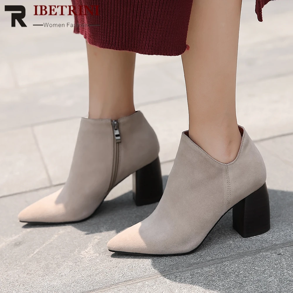 RIBETRINI High Quality Cow Suede Solid Spring Autumn Boots Woman Shoes Zipper Chunky Heels 4 Colors Shoes Woman Boots Female
RIBETRINI High Quality Cow Suede Solid Spring Autumn Boots Woman Shoes Zipper Chunky Heels 4 Colors Shoes Woman Boots Female