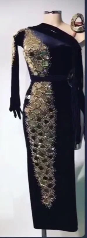 Black velvet Latin dance dress Sexy Latin dress Professional customization latin dress Lemon Huang Shuijing latin dance dress
Black velvet Latin dance dress Sexy Latin dress Professional customization latin dress Lemon Huang Shuijing latin dance dress