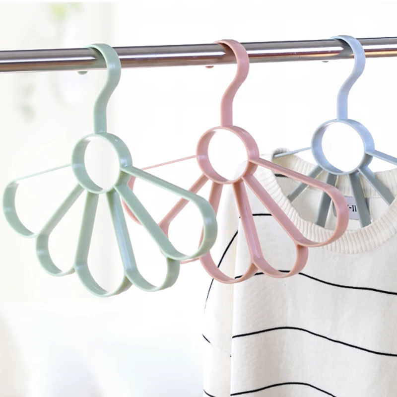 Storage Rack Scarf Rack Petal Form Convenient Necktie Rack Plastic Belt Drying Rack Multi-Function
Storage Rack Scarf Rack Petal Form Convenient Necktie Rack Plastic Belt Drying Rack Multi-Function
