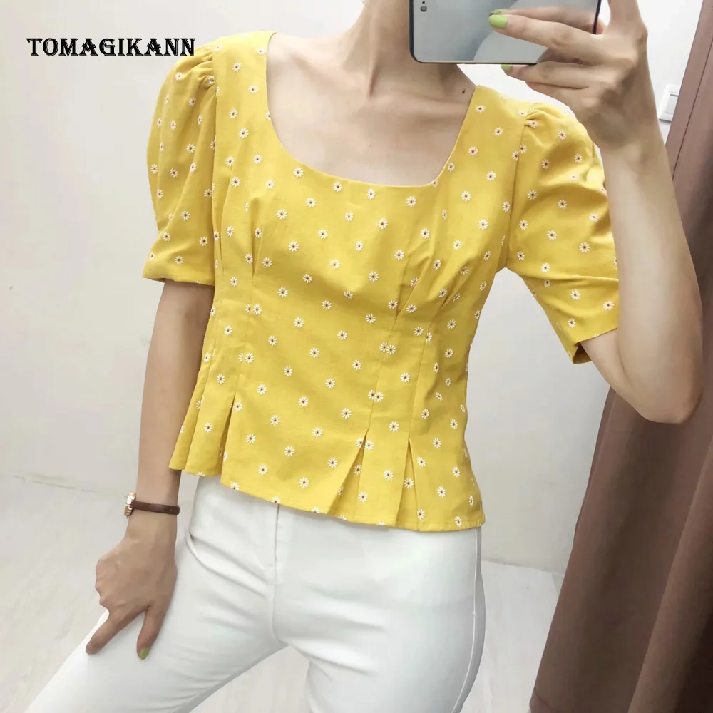 Streetwear Floral Print Short Women Blouse Shirt Tops 2019 Summer Square Collar Short Sleeve Femme Slim Blusas femininas
Streetwear Floral Print Short Women Blouse Shirt Tops 2019 Summer Square Collar Short Sleeve Femme Slim Blusas femininas