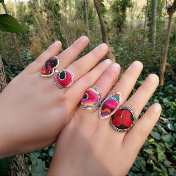 100% handmade National style Embroidery rings Miao silver plated ethnic cotton jewelry creative personality colorful ring 3pc
100% handmade National style Embroidery rings Miao silver plated ethnic cotton jewelry creative personality colorful ring 3pc