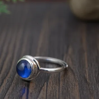 synthetic blue corundum ring S925 silver style gift wholesale women circular openings
synthetic blue corundum ring S925 silver style gift wholesale women circular openings