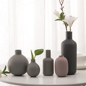 Europe Ceramic vase Gray Mini vases Creative handmade Blowing Frosted Sand Small vase Crafts fashion home decoration accessories
Europe Ceramic vase Gray Mini vases Creative handmade Blowing Frosted Sand Small vase Crafts fashion home decoration accessories
