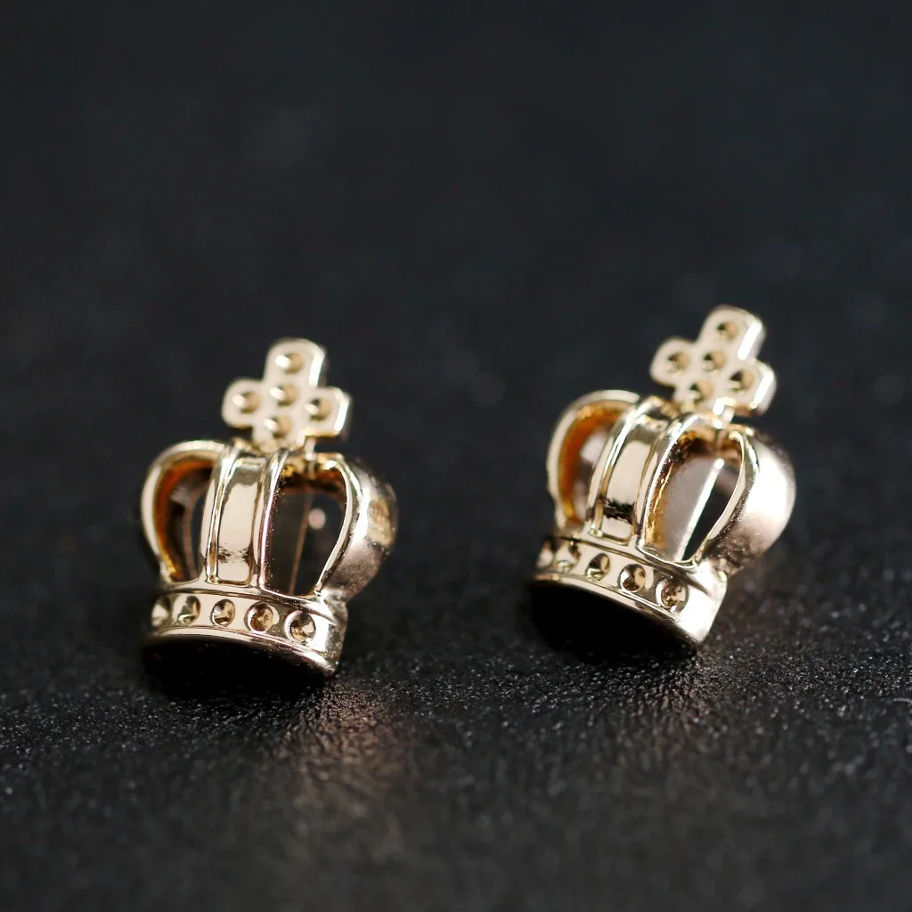 Clothes Buckles Rhinestone Brooch Women And Men Brooches Crystal Crown Queen Corsages Lapel Pin Women Hats Scarf Suit Brooch
Clothes Buckles Rhinestone Brooch Women And Men Brooches Crystal Crown Queen Corsages Lapel Pin Women Hats Scarf Suit Brooch