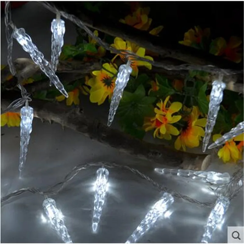 Luminaria 5M 28 LED Garland Christmas String Light Icicle Lamp for Christmas tree Garland wedding party Outdoor Decoration
Luminaria 5M 28 LED Garland Christmas String Light Icicle Lamp for Christmas tree Garland wedding party Outdoor Decoration