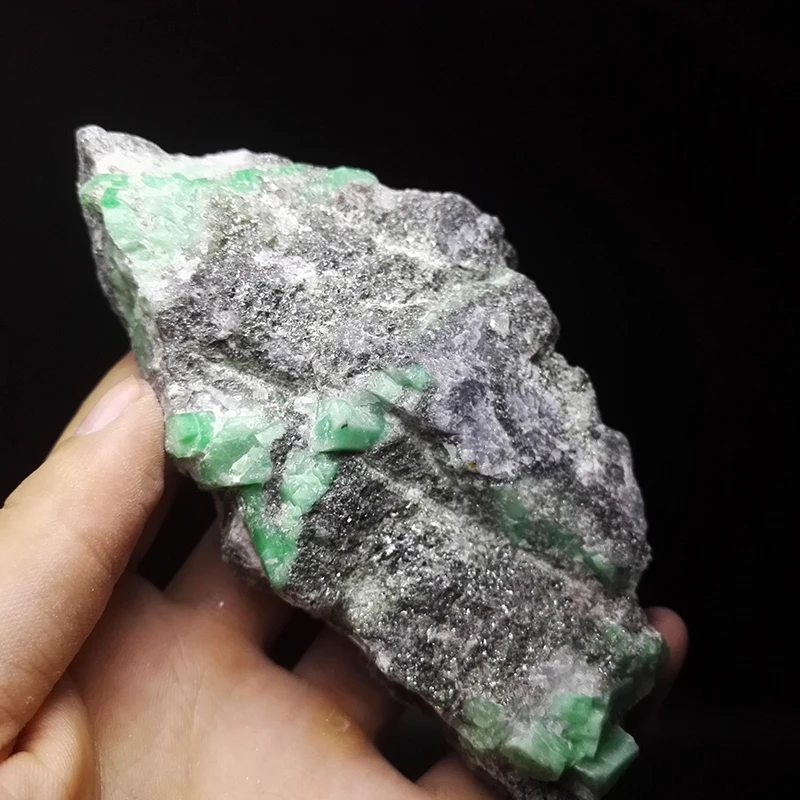 434g NATURAL Stones and Minerals Rock Emerald green symbiosis with quartz crystal gem stone ore sample collection ZML5 47
434g NATURAL Stones and Minerals Rock Emerald green symbiosis with quartz crystal gem stone ore sample collection ZML5 47