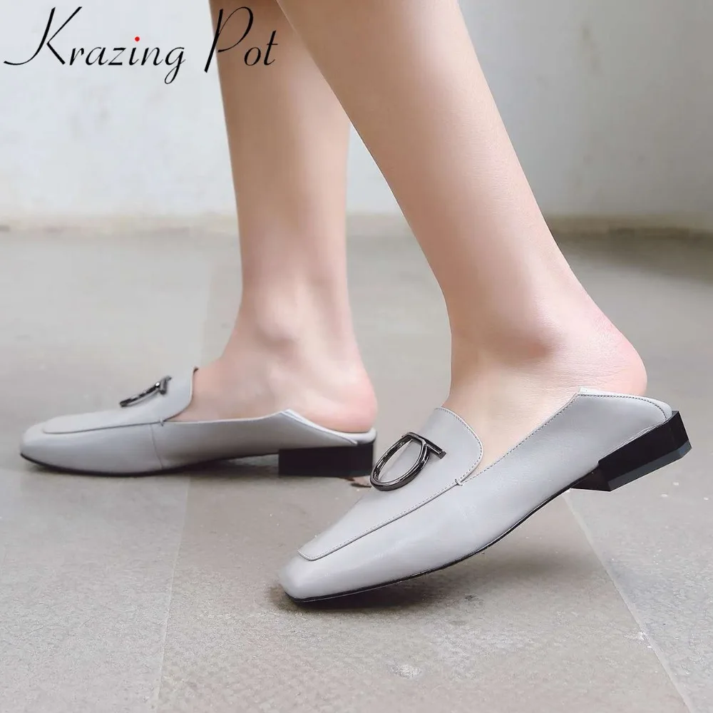 Krazing Pot genuine leather low heels metal decoration slip on British style simple style large size vintage clubwear pumps L03
Krazing Pot genuine leather low heels metal decoration slip on British style simple style large size vintage clubwear pumps L03
