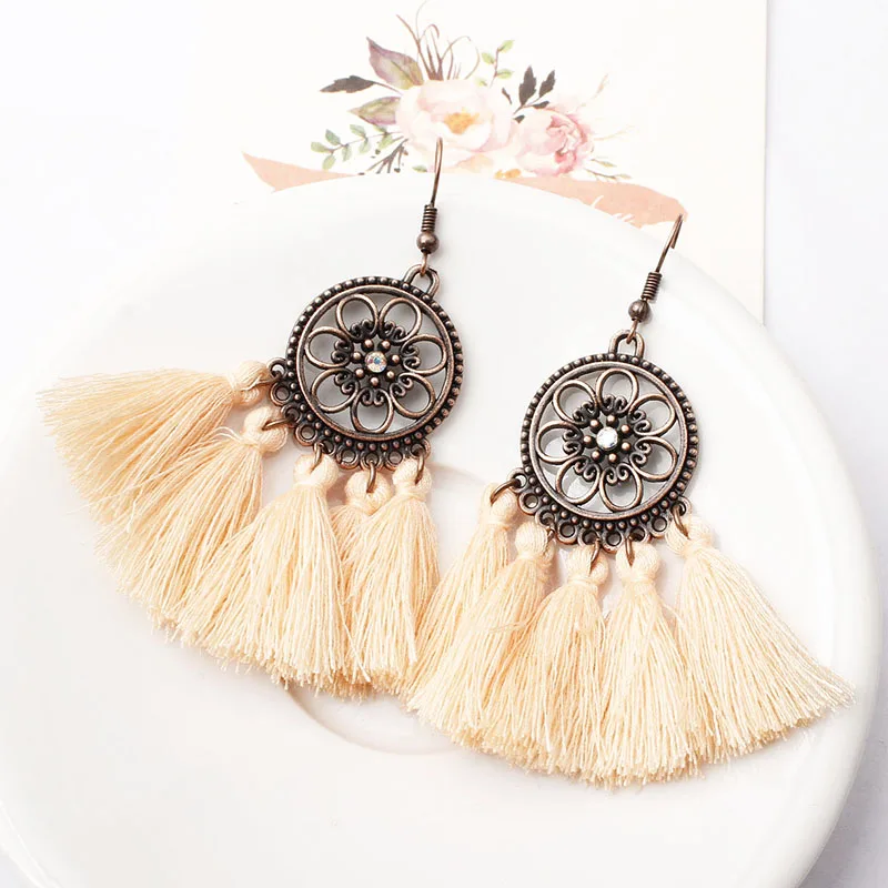 Hot 2018 New Bohemian Tassel Drop Earring For Women Girls Round Circle earrings fashion jewelry
Hot 2018 New Bohemian Tassel Drop Earring For Women Girls Round Circle earrings fashion jewelry