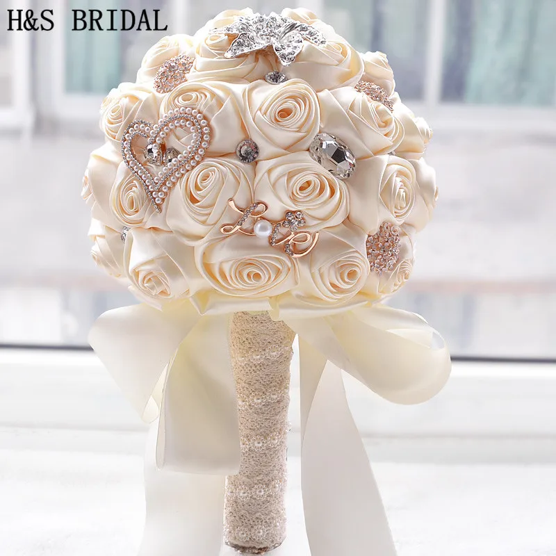 

8 Colors Gorgeous Wedding Flowers Bridal Bouquets Artificial Wedding Bouquet Crystal Sparkle With Pearls 2019 buque de noiva