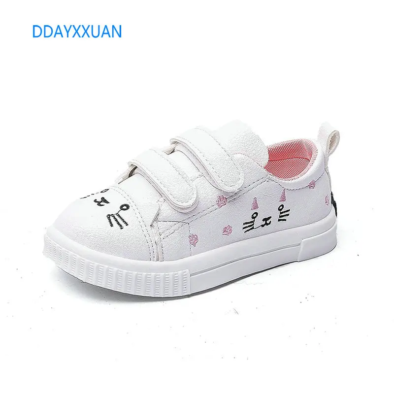 DDAYXXUAN New fashion children's casual white shoes girls cute cat non-slip kids flat shoes outdoor sports light single shoes
DDAYXXUAN New fashion children's casual white shoes girls cute cat non-slip kids flat shoes outdoor sports light single shoes