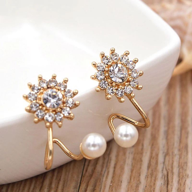 Crystal Silver Gold Ear Cuff Clip shellhard simulated pearl snowflake Stud Earrings For Women Jacket Piercing Earrings Jewelry
Crystal Silver Gold Ear Cuff Clip shellhard simulated pearl snowflake Stud Earrings For Women Jacket Piercing Earrings Jewelry