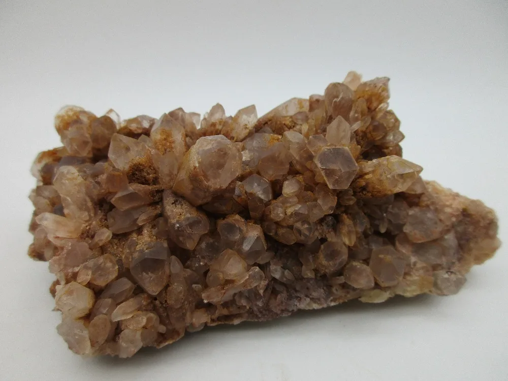 527g High Quality Unique Natural Mineral Red Crystal Cluster Quartz Specimen Feng Shui Home Decoration student Collection
527g High Quality Unique Natural Mineral Red Crystal Cluster Quartz Specimen Feng Shui Home Decoration student Collection
