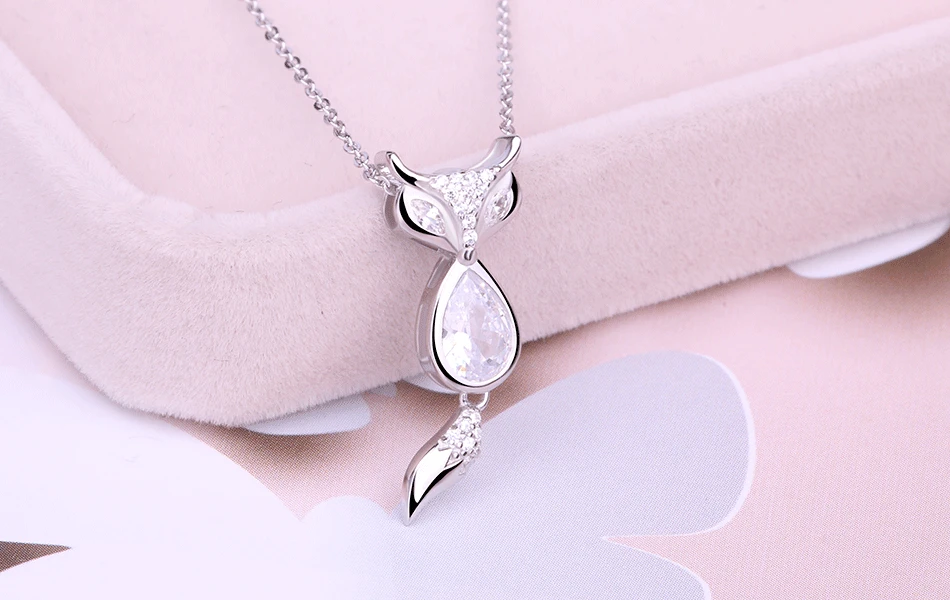 ZTUNG lvbl4 For US white Animal wolf 25mm size women 925 silver 45cm chain send with bag for women birthday gift
ZTUNG lvbl4 For US white Animal wolf 25mm size women 925 silver 45cm chain send with bag for women birthday gift