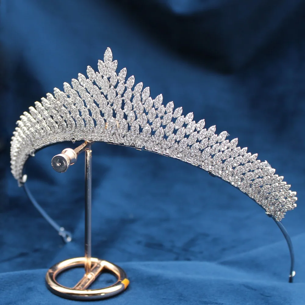 Parmalambe Petite Zircon Clusters Lush Silver Hair Tiaras Sweet Hair Jewelry Bridal Headpieces Crown Wedding Hair Accessories
Parmalambe Petite Zircon Clusters Lush Silver Hair Tiaras Sweet Hair Jewelry Bridal Headpieces Crown Wedding Hair Accessories
