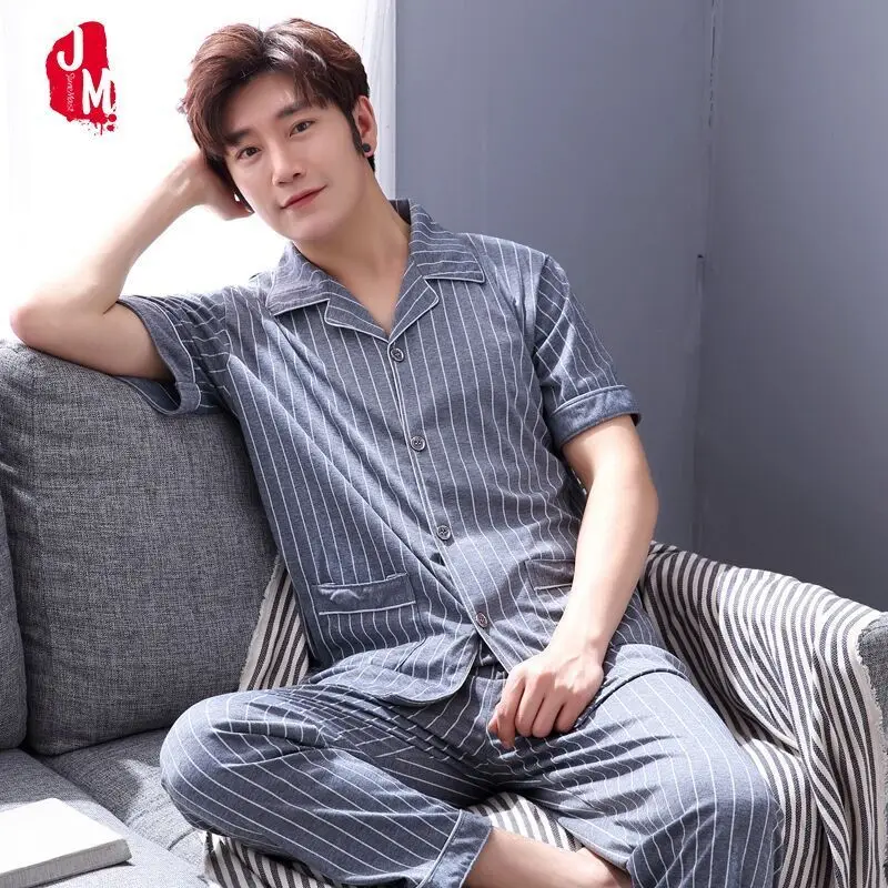 Man Pajamas Summer Thin Short Sleeve Trousers Enlarge Code Middle Age Male Fund Summer Pure Cotton Youth Home Furnishing Suit
Man Pajamas Summer Thin Short Sleeve Trousers Enlarge Code Middle Age Male Fund Summer Pure Cotton Youth Home Furnishing Suit