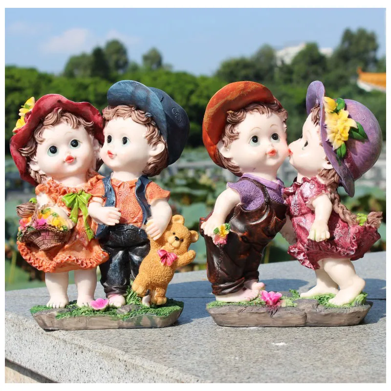 Outdoor Pastoral Resin Cute Couple Doll Ornaments Decoration Home Room Table Figurines Crafts Garden Courtyard Lawn Wedding Gift
Outdoor Pastoral Resin Cute Couple Doll Ornaments Decoration Home Room Table Figurines Crafts Garden Courtyard Lawn Wedding Gift