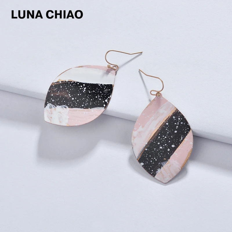 LUNA CHIAO Fashion Designer Marquise Shape Metal Earrings surface painted drop earring for Girls
LUNA CHIAO Fashion Designer Marquise Shape Metal Earrings surface painted drop earring for Girls