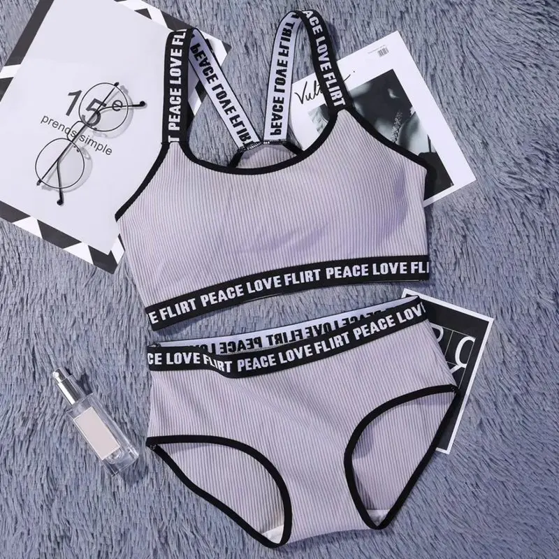 EFINNY 2PCS Set Push Up Women Underwear Set Letter Print Bras Set Fitness Active Bra Underwear Waist Panties Intimates Sets
EFINNY 2PCS Set Push Up Women Underwear Set Letter Print Bras Set Fitness Active Bra Underwear Waist Panties Intimates Sets