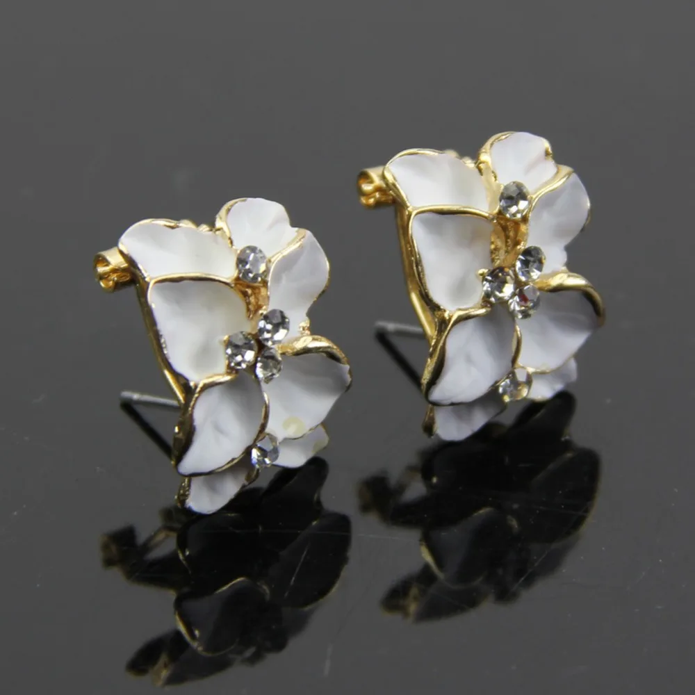 

Women Cute Crystal Gardenia Flower Ear Studs Rhinestone Earrings Ear Hoop Buckle