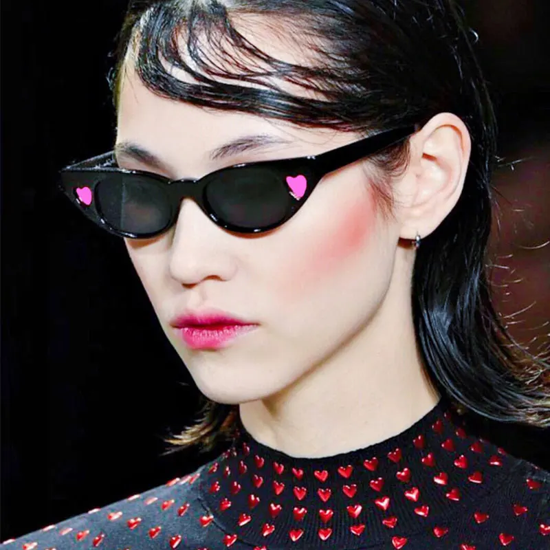 Women's Sexy Cat Eye Sunglasses Brand Designer Shoes Small Triangles Vintage Retro Cat Eye Sunglasses Black red Sunglasses
Women's Sexy Cat Eye Sunglasses Brand Designer Shoes Small Triangles Vintage Retro Cat Eye Sunglasses Black red Sunglasses