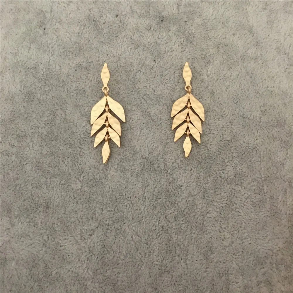 Casual Worm Gold Or Silver Color Hammered Leaf Linked Leaf Tree Drop Earrings For Women
Casual Worm Gold Or Silver Color Hammered Leaf Linked Leaf Tree Drop Earrings For Women