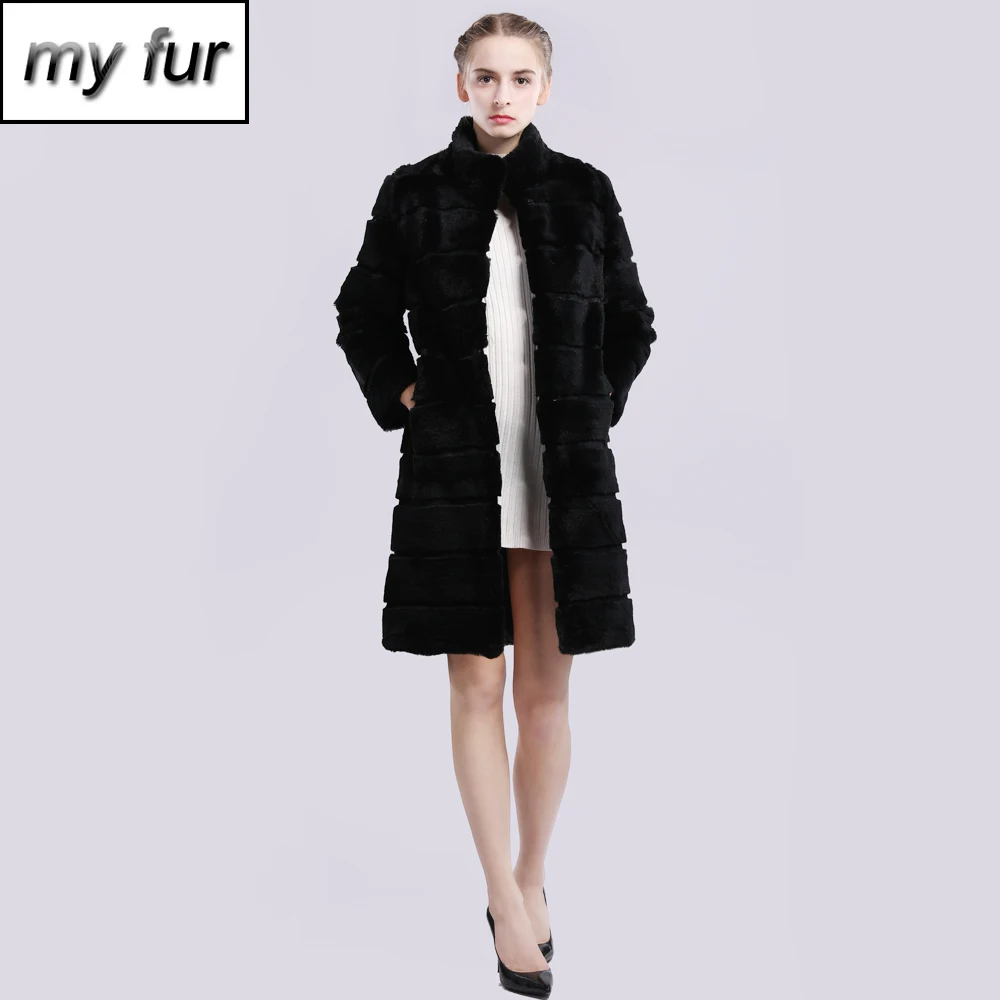 2019 Lady Genuine Full Pelt Real Rabbit Fur Jacket Women Casual Rabbit Fur Coat Brand High Quality Natural Rabbit Fur Overcoats
2019 Lady Genuine Full Pelt Real Rabbit Fur Jacket Women Casual Rabbit Fur Coat Brand High Quality Natural Rabbit Fur Overcoats