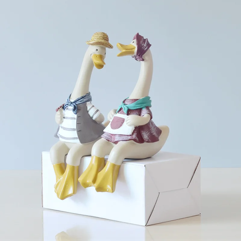 2PCS Pastoral Home Decoration Resin Furniture Couple Duck Model Handwork Figurines Wedding Christmas Gift Craft Miniatures 
2PCS Pastoral Home Decoration Resin Furniture Couple Duck Model Handwork Figurines Wedding Christmas Gift Craft Miniatures